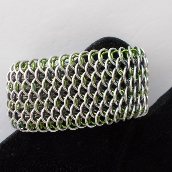 Chain Maille Bracelet Wide Cuff Slide Lock Clasp - Picture 2 of 4